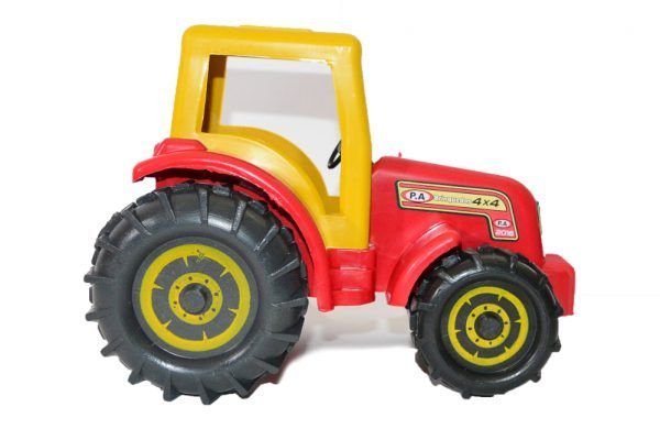 TRATOR TRACADO 18 X 24 CM PA10