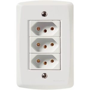 CJ 3 TOMADAS 2P+T 20A/250V LUX2 BR TRAMO T145079