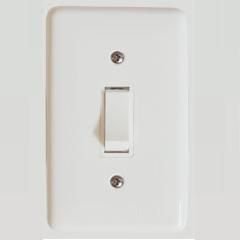 INTERRUPTOR 1 TECLA PARALELO BRANCO STYLUS ILUMI I.2022