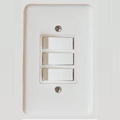 INTERRUPTOR 3 TECLAS PARALELAS BRANCA STYLUS  ILUMI I.2027