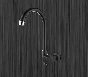 TORNEIRA PAREDE BICA MOVEL  ELBA  PRETO HERC H.2926