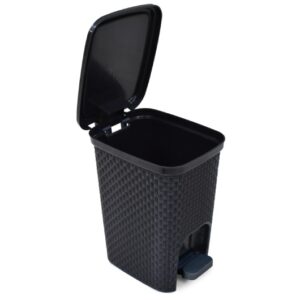 LIXEIRA RATTAN PRETA C/ PEDAL 7 LITROS ARQPLAST